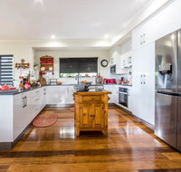 Austinmer - Cannonvale - Accommodation in Surfers Paradise