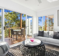 Avalon Tree House - Accommodation in Surfers Paradise