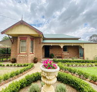 Avoca House - Circa 1900 Gorgeous Federation Home - Accommodation in Surfers Paradise