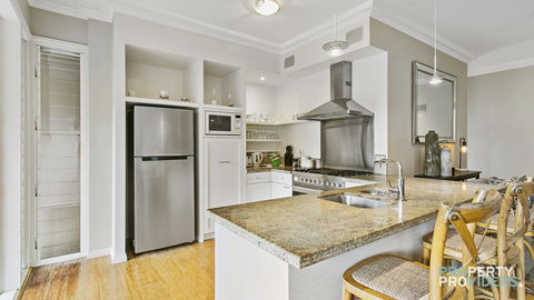 Awaba Aquatic - Footsteps To Balmoral Beach - Accommodation in Surfers Paradise 2