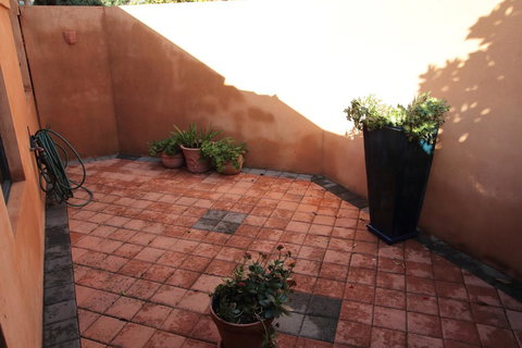 Azalea Villa - Close To The City Of Perth - Accommodation in Surfers Paradise 1