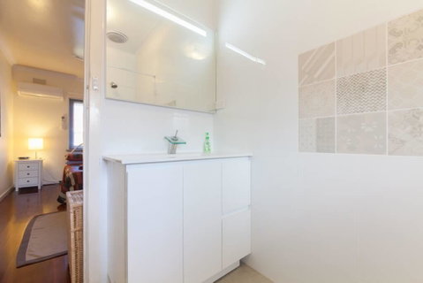 B7 Close To UWA, Swan River, Cafes And The New Children's Hospital - Accommodation in Surfers Paradise 0