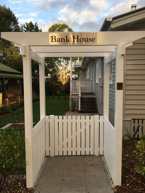 Bank House Tamborine Mountain - Accommodation in Surfers Paradise 3