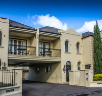 Banyan Place - Accommodation in Surfers Paradise