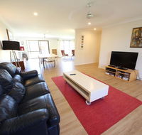 Barefoot Bungalow at Hat Head - Accommodation in Surfers Paradise