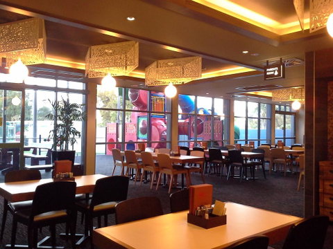 Barrack Point Holidays - Accommodation in Surfers Paradise 1