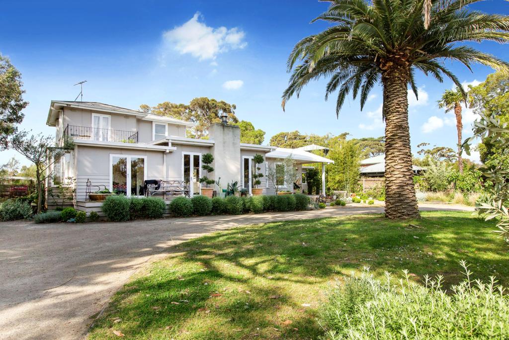 Mincha ACT Accommodation in Surfers Paradise