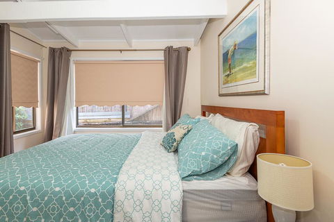 Batehaven Beach House - Accommodation in Surfers Paradise 3