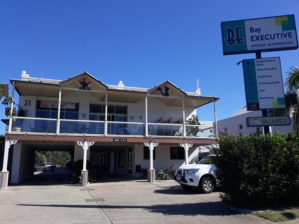 Buckenbowra ACT Accommodation in Surfers Paradise