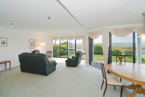 Bayside Beauty - Accommodation in Surfers Paradise 2