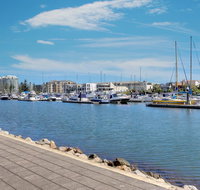 Bayswaterfront Apartments - Accommodation in Surfers Paradise