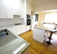 Beach Break at Hat Head - Accommodation in Surfers Paradise