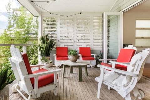 Beach House Avalon - Accommodation in Surfers Paradise 1