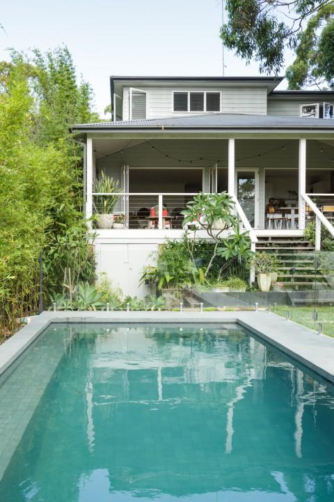 Beach House Avalon - Accommodation in Surfers Paradise 3