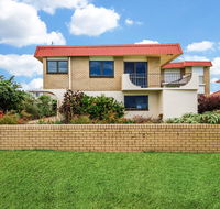 Beachfront Apt with Private Pool - Accommodation in Surfers Paradise