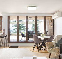 Beachfront Manly Apartment With Parking and Balcony - Accommodation in Surfers Paradise