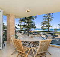 Beachfront on Golden Mile - Accommodation in Surfers Paradise
