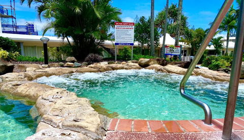 Resort Queen Studio At Alex Beach Resort - Accommodation in Surfers Paradise 1