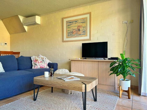 Riverview Holiday Apartment 92 - Kalbarri WA - Accommodation in Surfers Paradise 3
