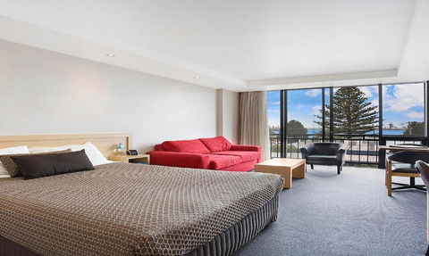 Richmond Henty Hotel - Accommodation in Surfers Paradise 1