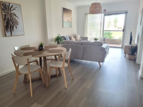 Reef Resort Apartments - Accommodation in Surfers Paradise 3