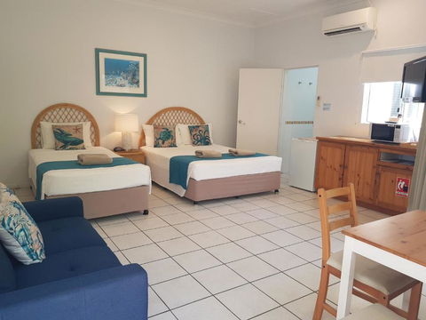 Reef Suite - Accommodation in Surfers Paradise 3