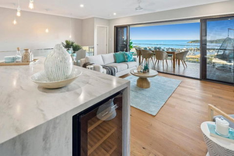 Relax & Daydream At 2 Elementa - Accommodation in Surfers Paradise 3