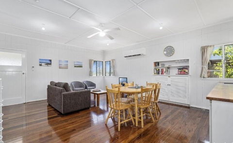 Relax On Rickman - Accommodation in Surfers Paradise 2