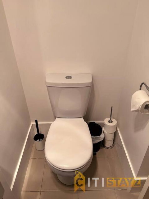 Relaxing Oasis In Bruce -1bd 1bth 1 Carsp Apt - Accommodation in Surfers Paradise 1