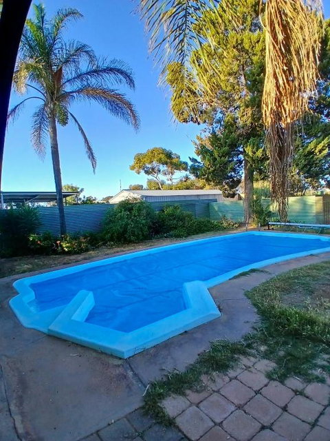 Renovated 3BD With Pool And Spa Bath - Accommodation in Surfers Paradise 1