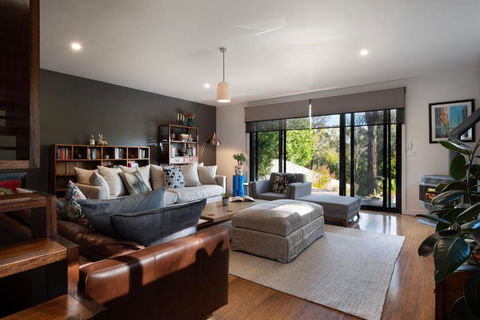 Retreat 34A - Accommodation in Surfers Paradise 2