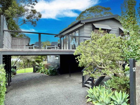 Rhyll Home With A View - Accommodation in Surfers Paradise 0