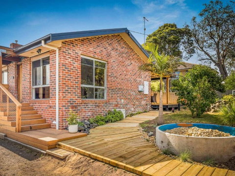 Rhyll Relaxer - Accommodation in Surfers Paradise 2
