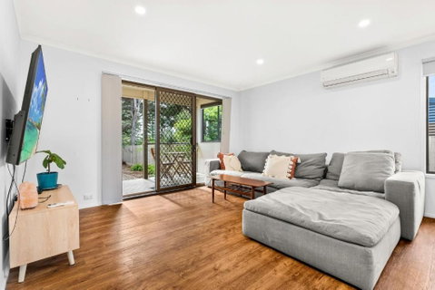 Rhyll Rendezvous - Accommodation in Surfers Paradise 1