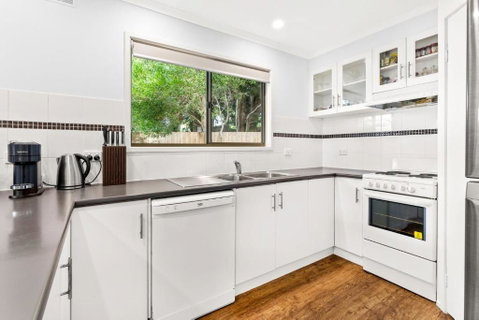 Rhyll Rendezvous - Accommodation in Surfers Paradise 3