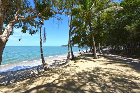 Ribbons Beachfront Apartments Clifton Beach - Accommodation in Surfers Paradise 1