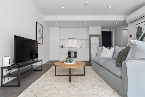 Richmond Premium Escape - Walk To The MCG - Accommodation in Surfers Paradise 0