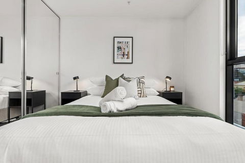 Richmond Premium Escape - Walk To The MCG - Accommodation in Surfers Paradise 2