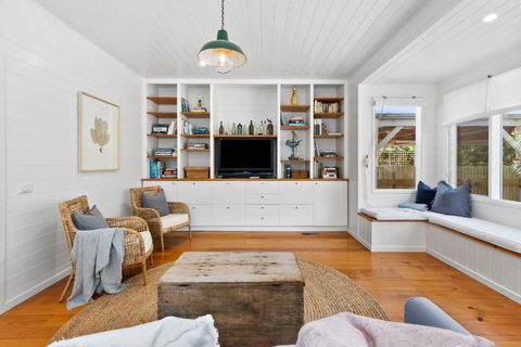 RIPVIEW In Old Lonnie - Accommodation in Surfers Paradise 0