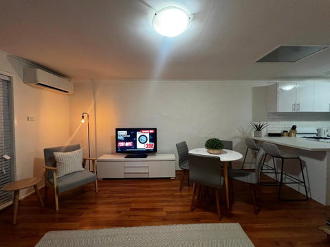 River End Unit Near Parkland - Accommodation in Surfers Paradise 0
