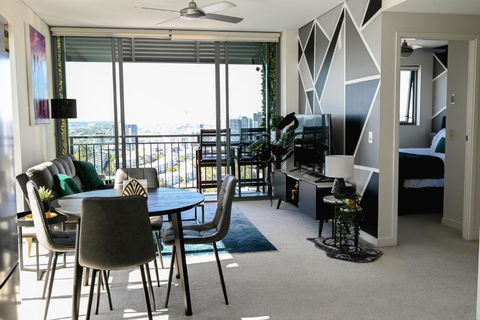 River View Apartment In Brisbane With Parking - Accommodation in Surfers Paradise 1