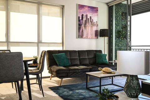River View Apartment In Brisbane With Parking - Accommodation in Surfers Paradise 0