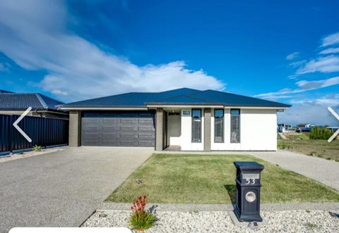 RIVER VIEWS - Accommodation in Surfers Paradise 1