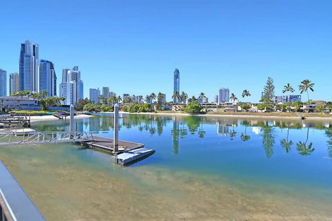Riverside 3 Bedroom House In Surfers Paradise - Accommodation in Surfers Paradise 2