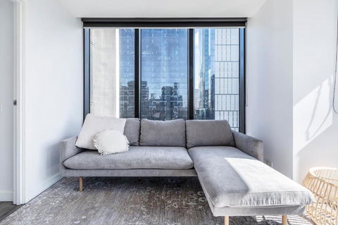 Riverview Suites By EdgeTrip - Accommodation in Surfers Paradise 3