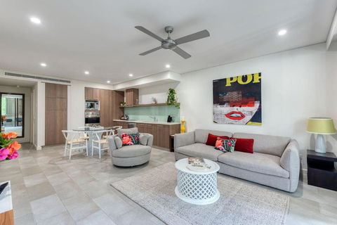 Rose At Temple Palm Cove - A Poolside Paradise - Accommodation in Surfers Paradise 0