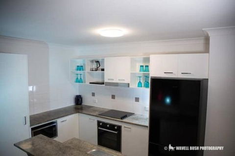 Sand Dunes Resort Stunning Beachfront Apartment - Accommodation in Surfers Paradise 2