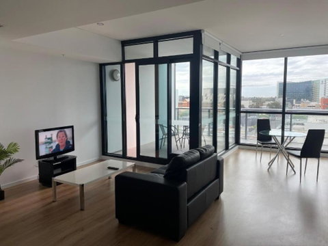 RNR On Franklin - Accommodation in Surfers Paradise 2