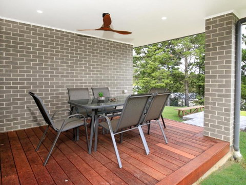 Rockwall I Pet Friendly I Fire Pit - Accommodation in Surfers Paradise 2