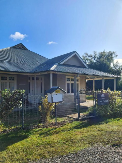 Roma Cottage On Roma Orchard - Accommodation in Surfers Paradise 1